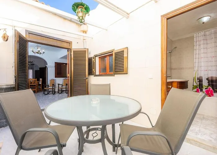 Hébergement de vacances House By The Sea In Picafort With Terrace *